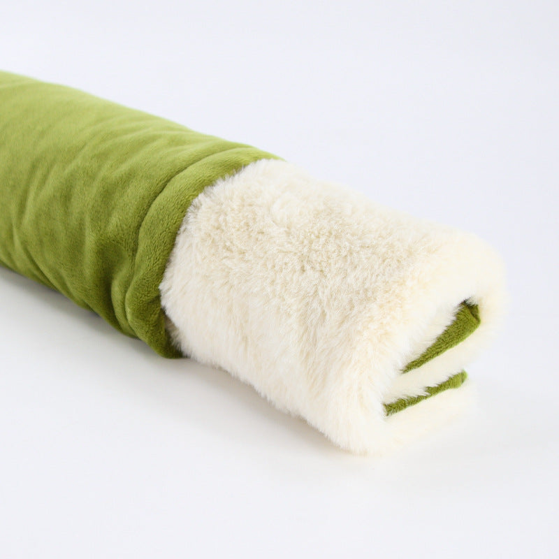 Washable bite resistant pet sleeping bag